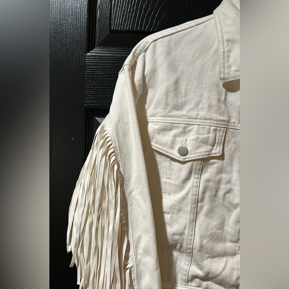 Le Lis White Denim Fringed Jacket - Picture 6 of 12